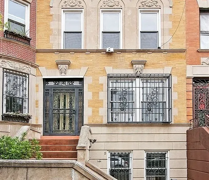 5 Hampton Pl #1 — Photo 9