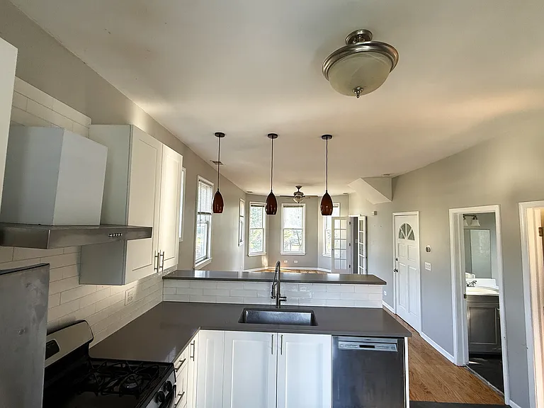 1521 Lake St #2 — Photo 6