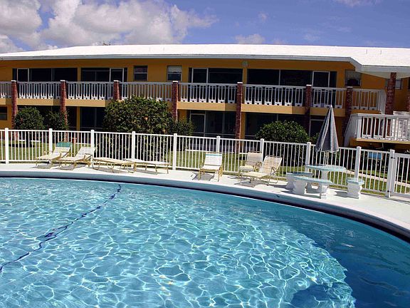 GREAT POOL