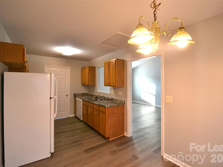 4638 Palm Breeze Ln — Photo 8