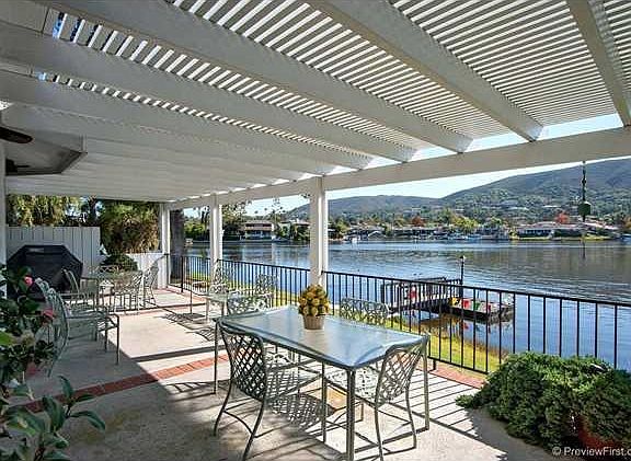 Private backyard patio