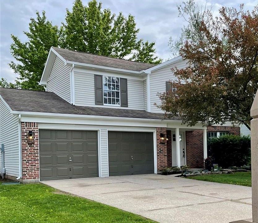 1st image of 10719 E Creekside Woods Dr
