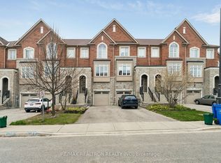 216 Appleton Ct, Newmarket, ON L3Y 0B8