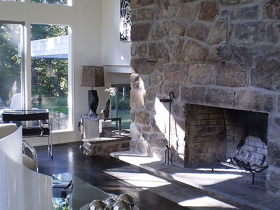 Living room fireplace 