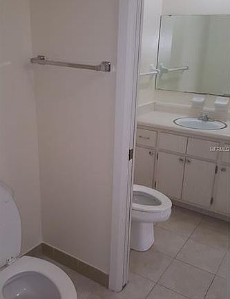 3rd image of 1121 E 5th Ave