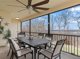 21 Ventura Dr, Lake Ozark, MO 65049