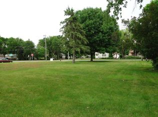 600 W Lyon Ave, Lake City, MN 55041