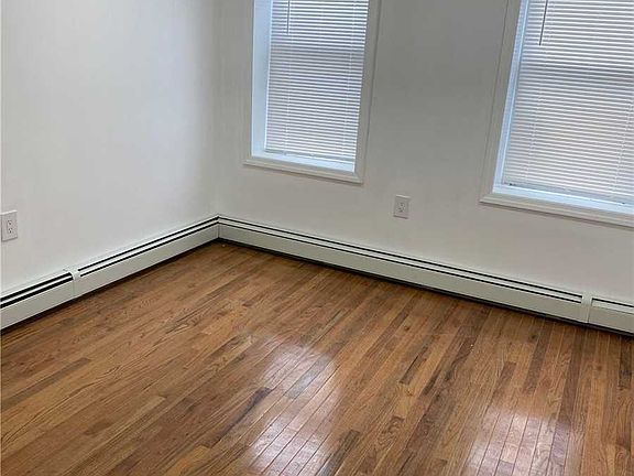 3rd image of 109-13 Union Hall St
