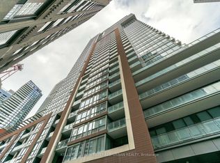 8 Mercer St #212, Toronto, ON M5V 0C4