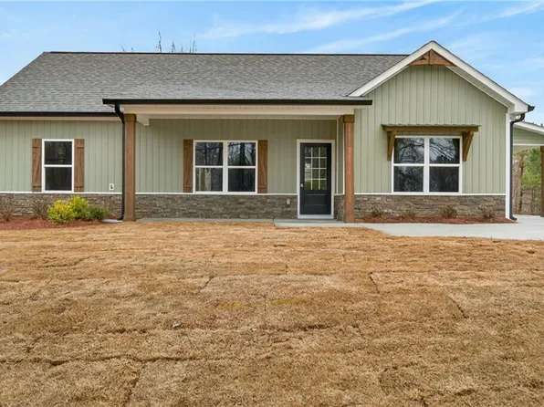 81 Wieuca Way, Cedartown, GA 30125