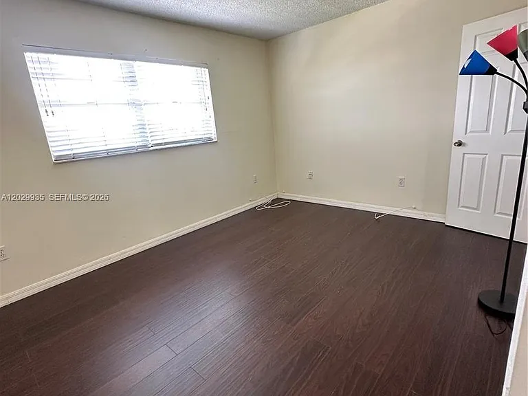 1075 W 68th St #309 — Photo 9