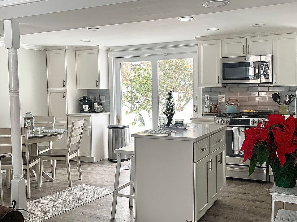 Beautiful Renovated Kitchen