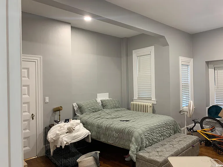 160 Brown St — Photo 11