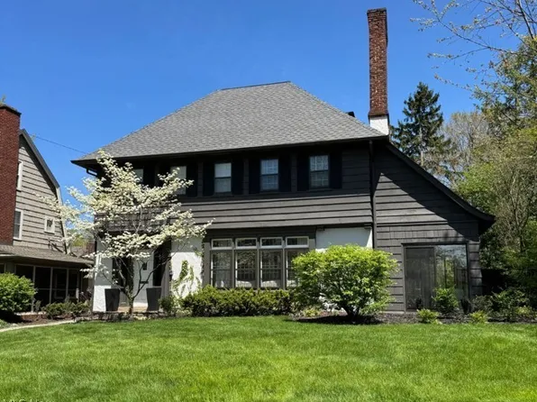 3029 Chadbourne Rd, Shaker Heights, OH 44120