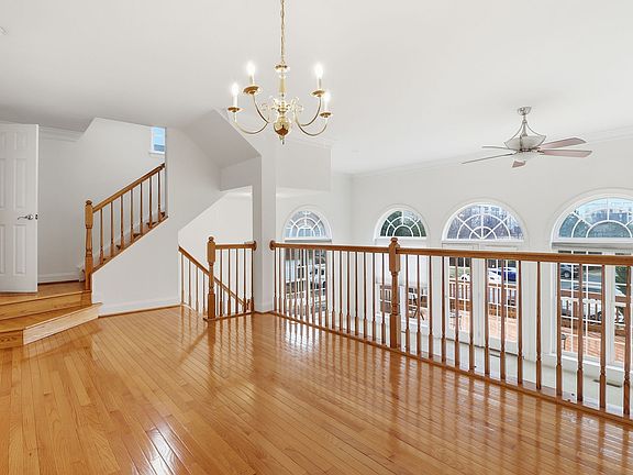 2nd image of 21770 Ladyslipper Sq