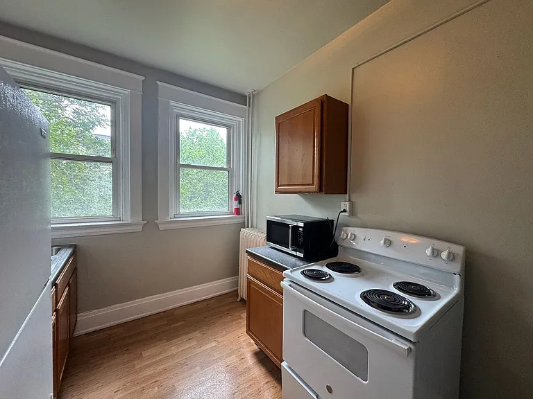 265 W McMillan — Photo 17