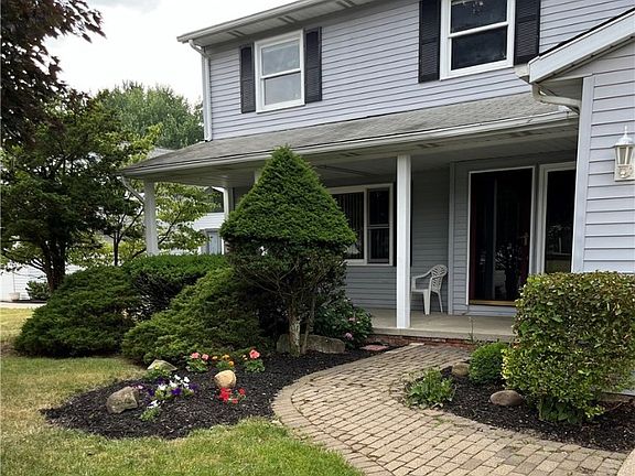 2nd image of 940 Daryl Dr