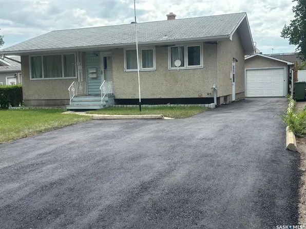 127 Walden CRESCENT, Regina, SK S4N 1L4