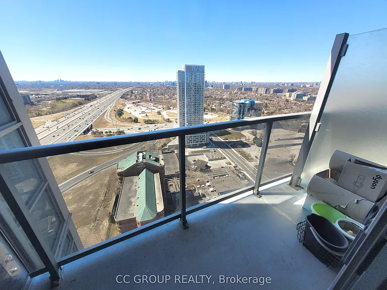 125 Village Green Sq #3405 — Photo 17
