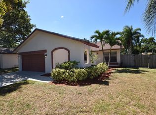 21749 Little Bear Ct, Boca Raton, FL 33428