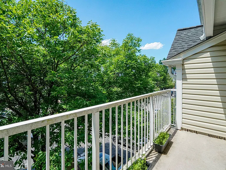 5945 Terrapin Pl #304 — Photo 35