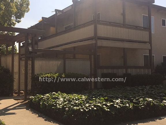 4th image of 2328 Pauline Dr APT B