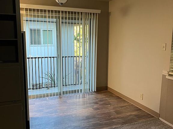 5th image of 2649 2nd Ave #4-4-2649