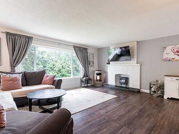 5th image of 24991 100th Ave