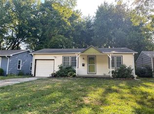7731 Oak St, Kansas City, MO 64114
