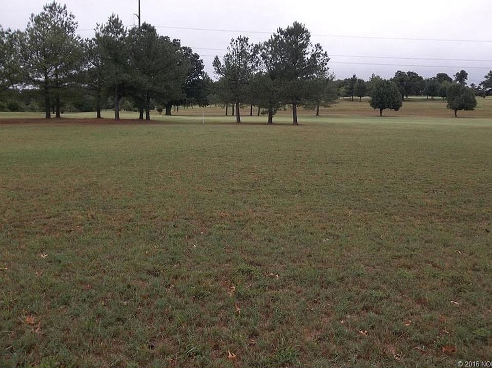 2nd image of Wilcox Circle