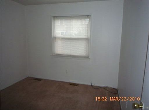 4th image of 1246 Warner St