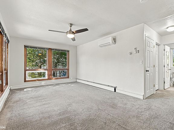 4th image of 2712 Yoder Dr