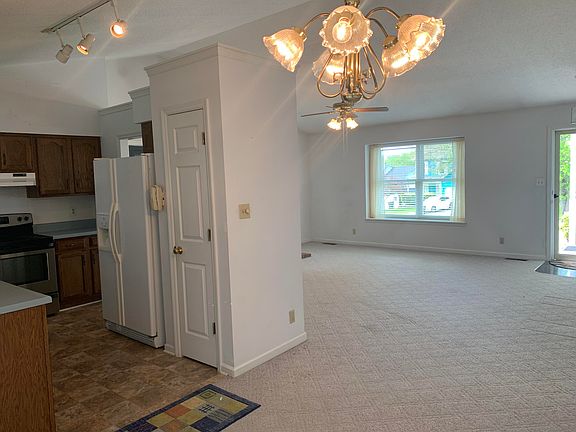 5th image of 718 Summerdale Dr