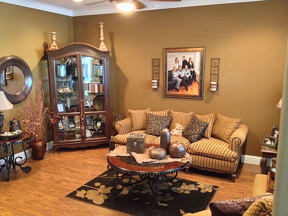 2nd image of 6371 Riverbank Cir