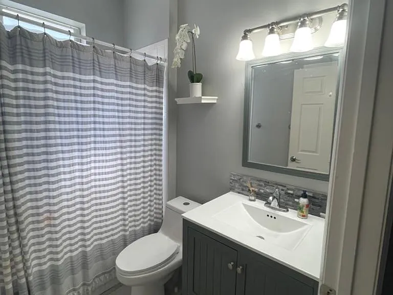 10644 Edinburgh St — Photo 23