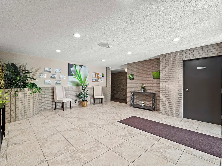 50 Merritt Ave — Photo 15