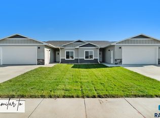 6206 S Tanner Ave, Avenue Sioux Falls, SD 57108