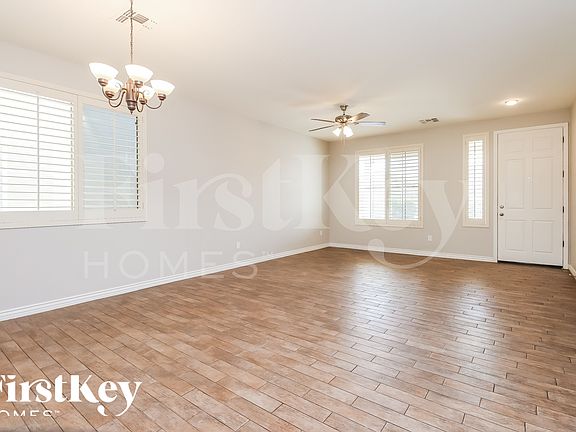 4th image of 1048 W Desert Valley Dr
