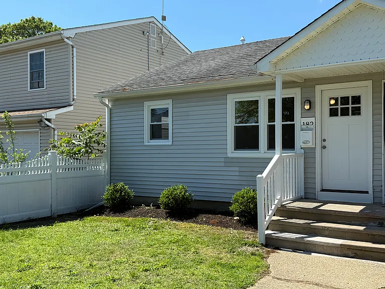 47 Sycamore Ave — Photo 6