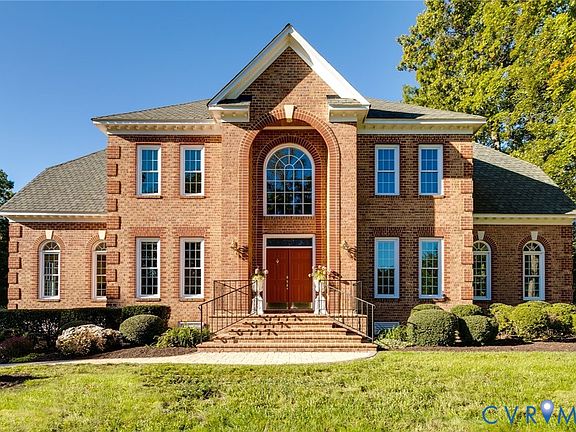 3rd image of 2825 Oak Point Ln