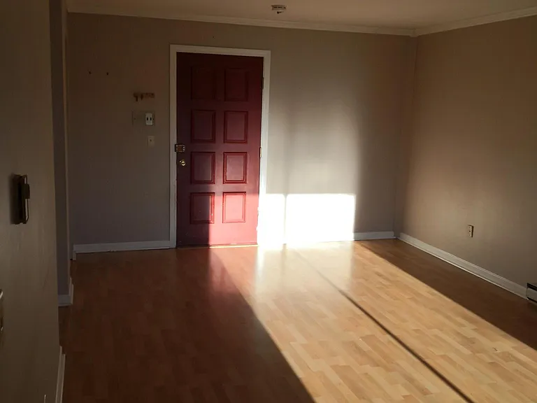 101 South St #8 — Photo 15