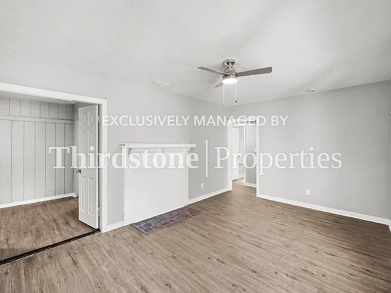 5204 Astral St — Photo 5
