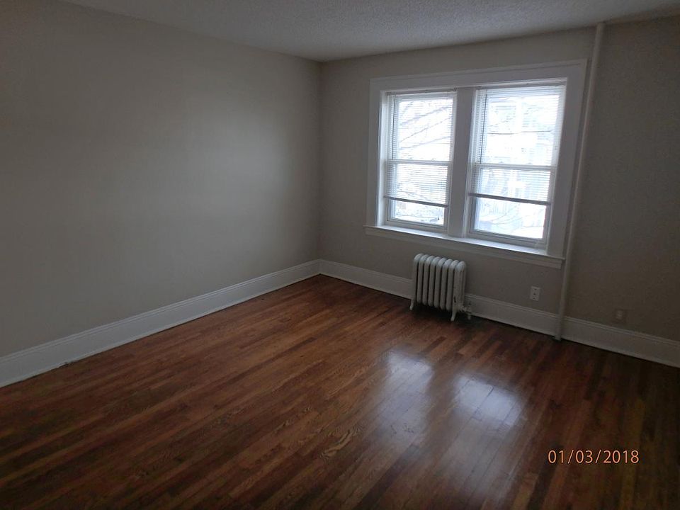 Bedroom #1