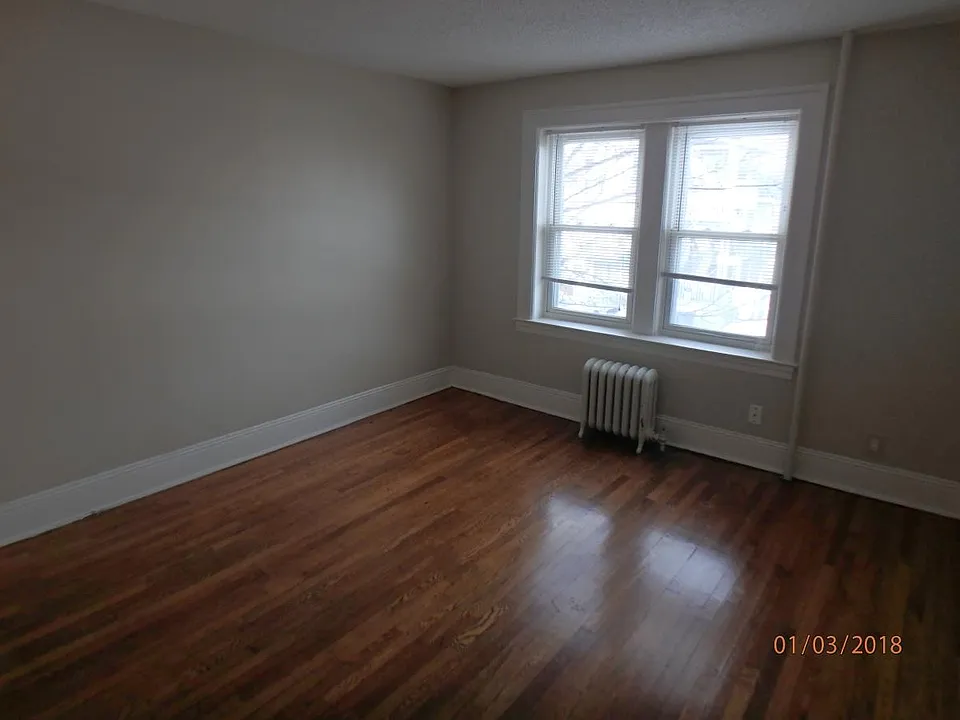 Bedroom #1
