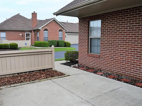 5th image of 112 Villa Creek Dr