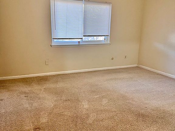 5th image of 5513 Baker Dr