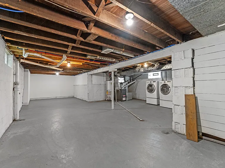 415 Bernard Ave — Photo 20