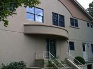 12 Rio Vista Dr #12, Allendale, NJ 07401