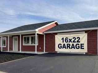 31 Mockingbird Dr, Traverse City, MI 49685
