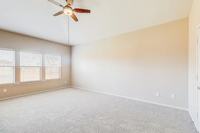 109 Jennie Marie Cir — Photo 10